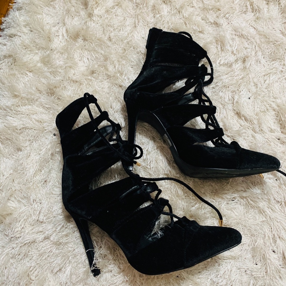 Liliana Suede Pumps Size 8